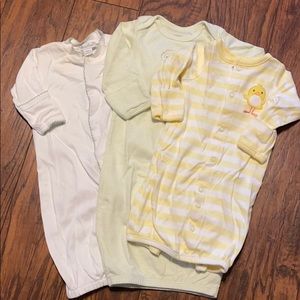 🆕 EUC - 3 ONE PIECE GOWNS/SLEEPERS